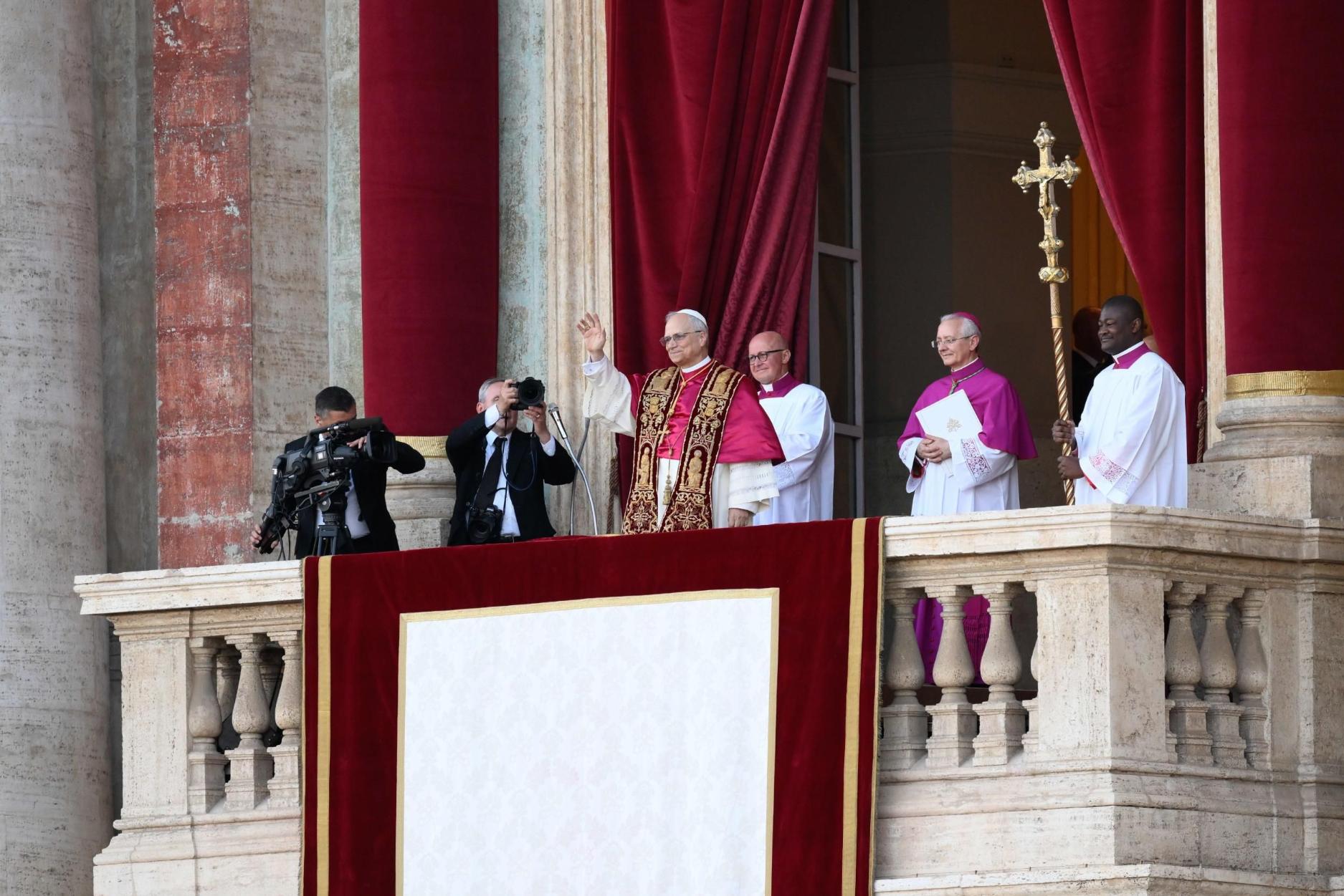papst.jpg_1396733959 (c) ©KNA