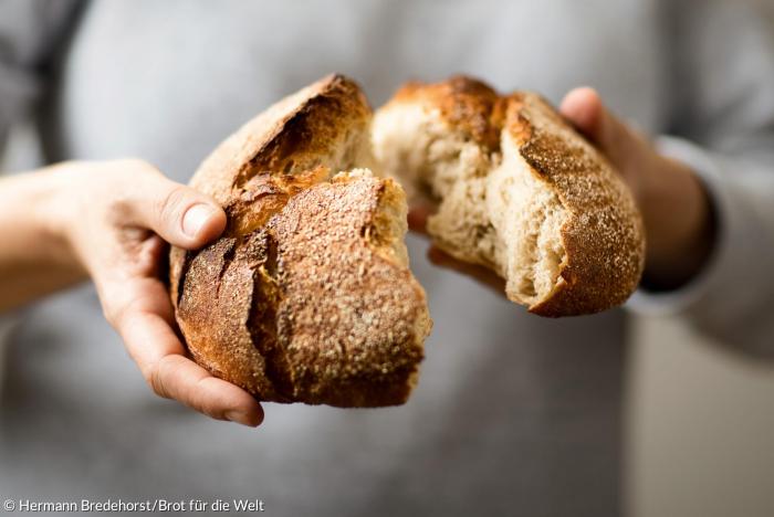 Wenn wir das Leben teilen wie das täglich Brot... (c) Hermann Bredehorst/Brot für die Welt
